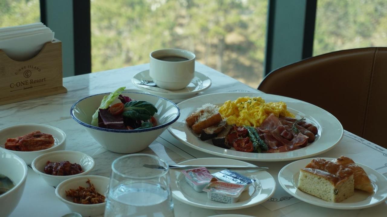 C-One Resort Jaeundo Sinan 外观 照片